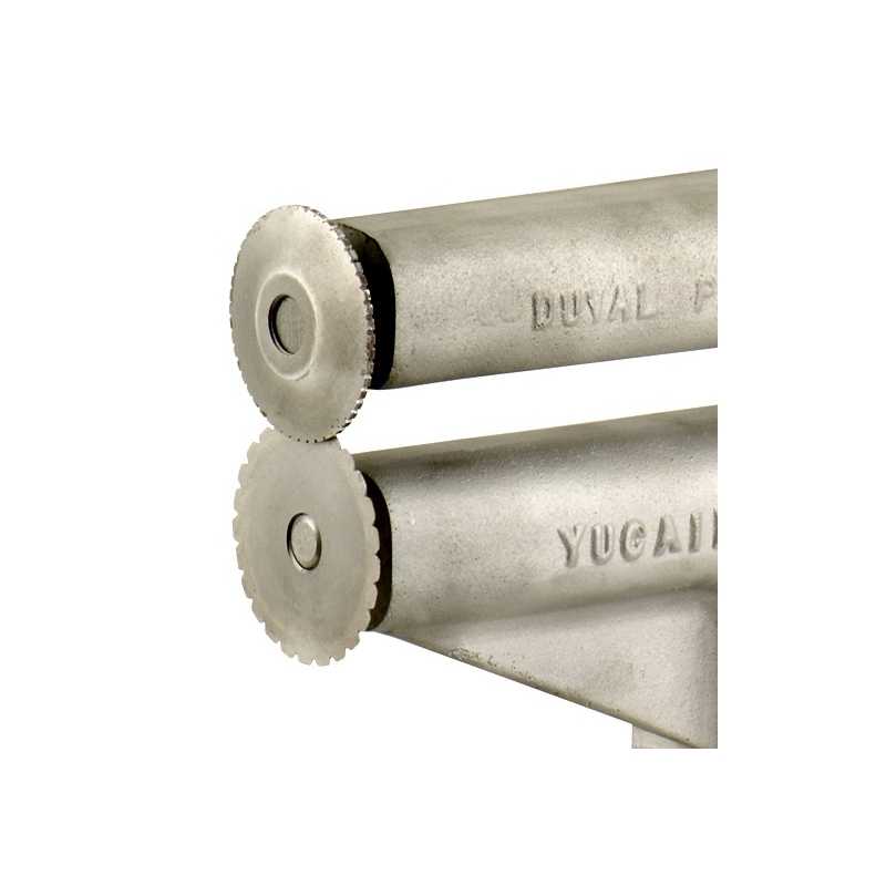 DUVAL ROTARY PAD CUTTER WITH TOOTHED WHEELS, cutting shoeing pads